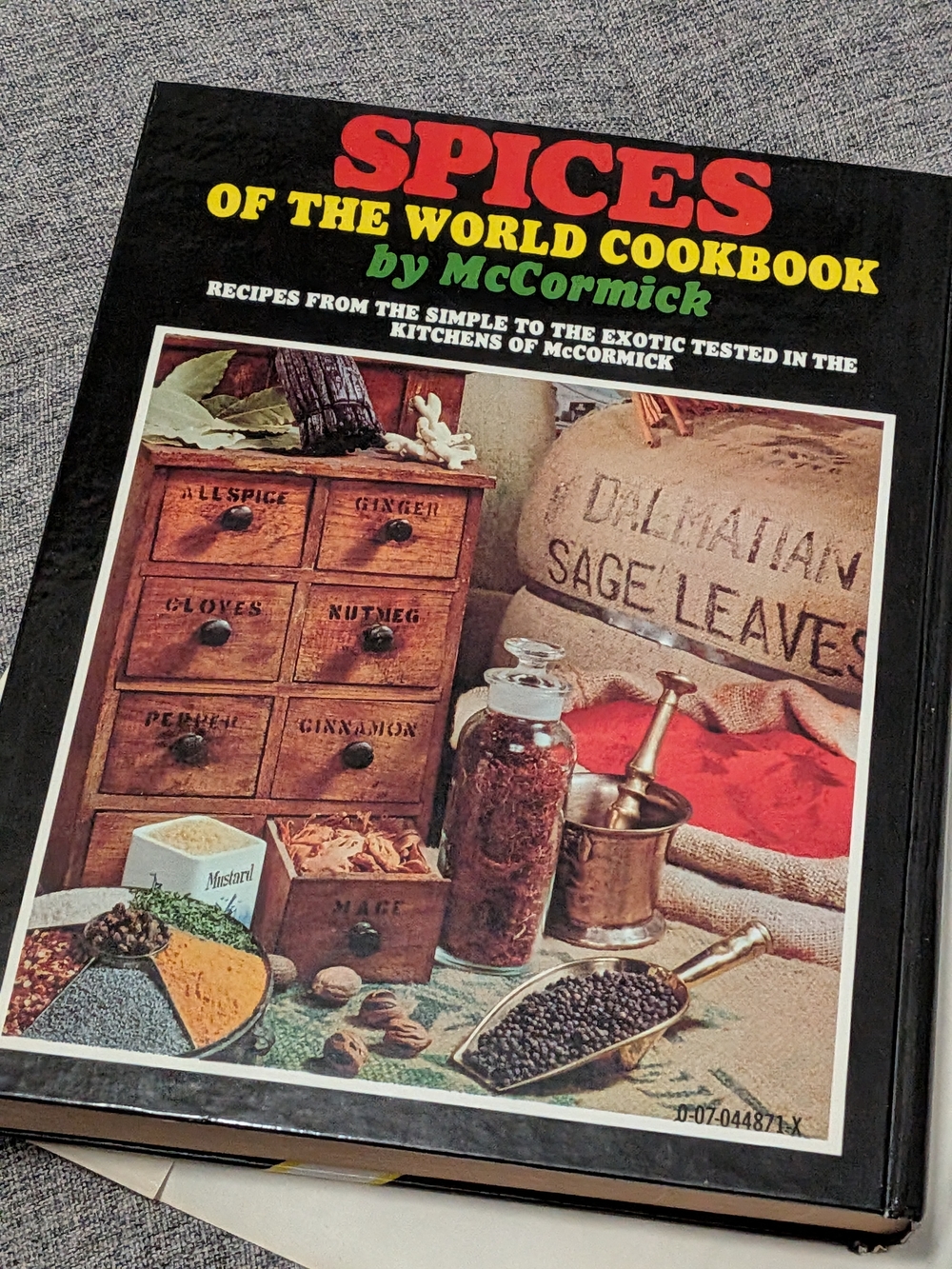 Spices Of The World Cookbook By McCormick. Hardcover. 1964. Revised Edition. GUC